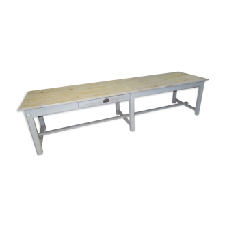 6-foot farm table