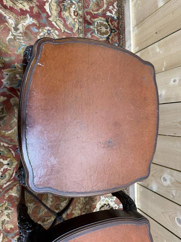 Paire de tables de chevets / sellettes / bouts de canapé style Louis XV Rég