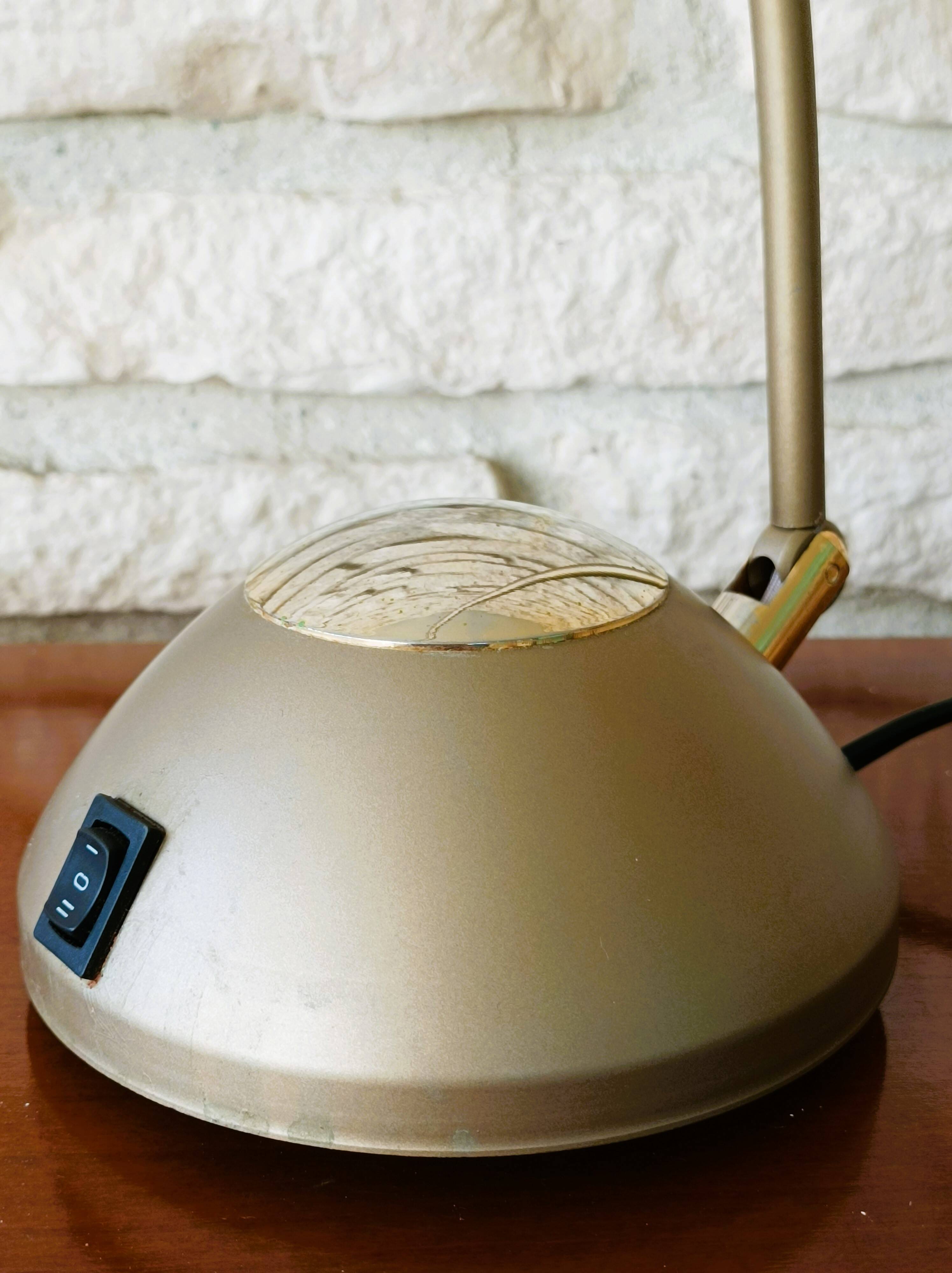 Lampe de bureau inclinable