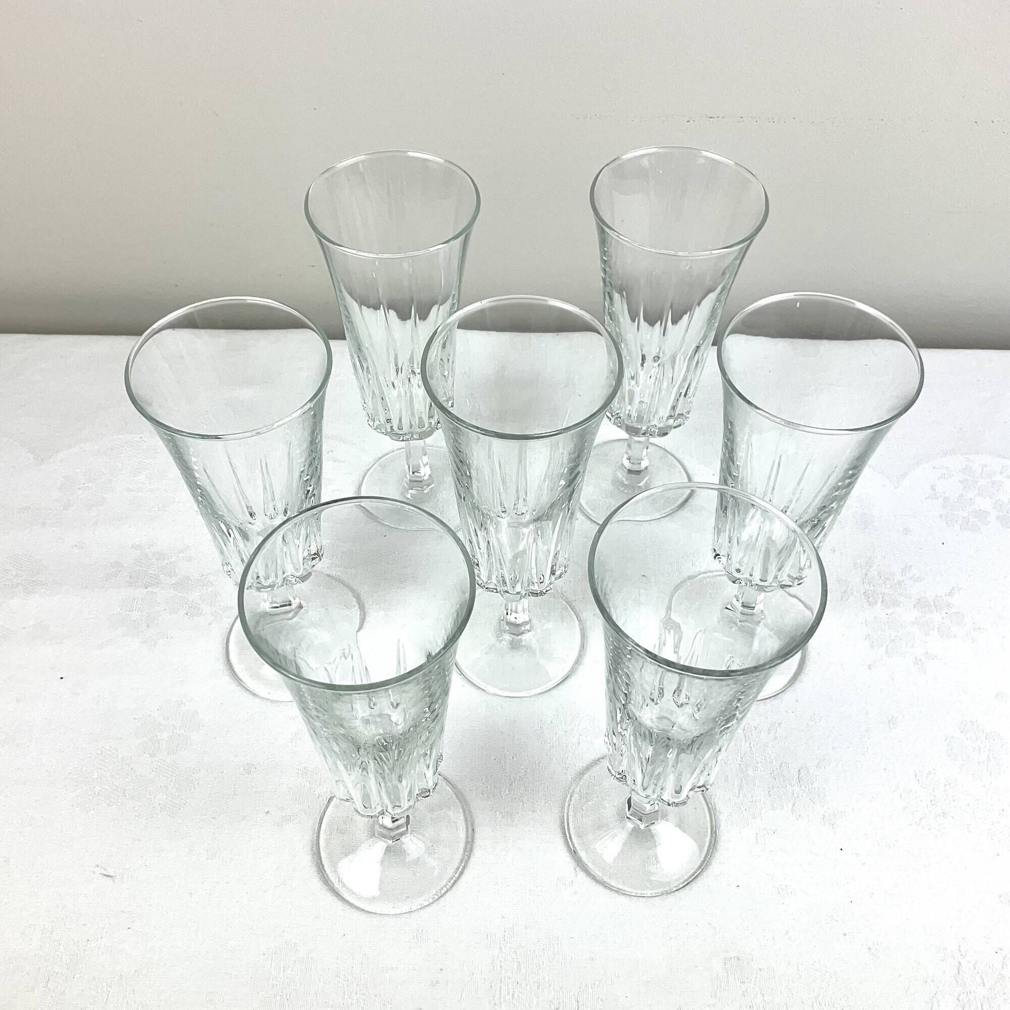 Champagne glasses/cuts/flutes made in France