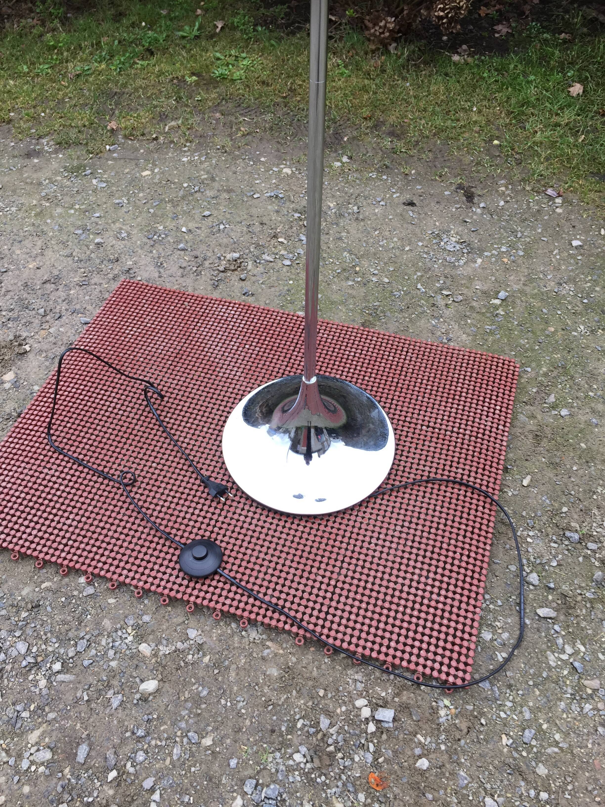 Lampadaire vintage eyeball en métal chromé