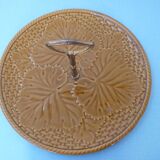 Cheese platter of Gien, vine leaves, 1960