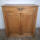 Buffet parisien en bois clair
