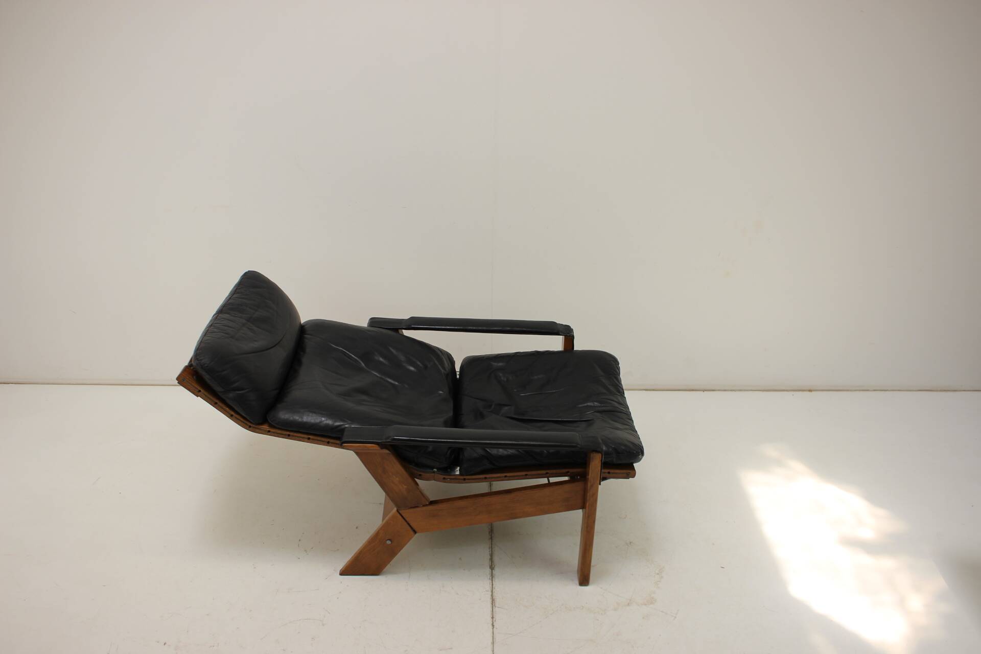 Rare Adjustable Leather Armchair, by Peter Opsvik, for Westnofa, Norway, 1960s
