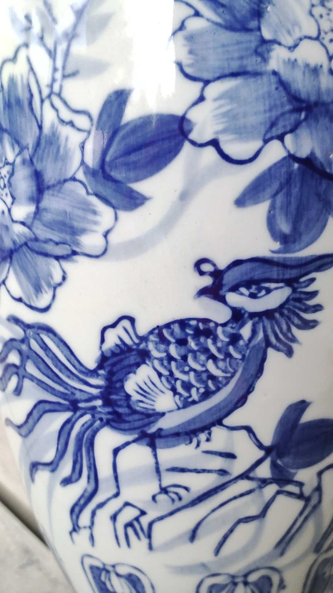 Asian/Chinese baluster vase in glazed ceramic. Decorated with floral motifs/Exotic birds