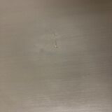 Commode blanc d’ivoire grise