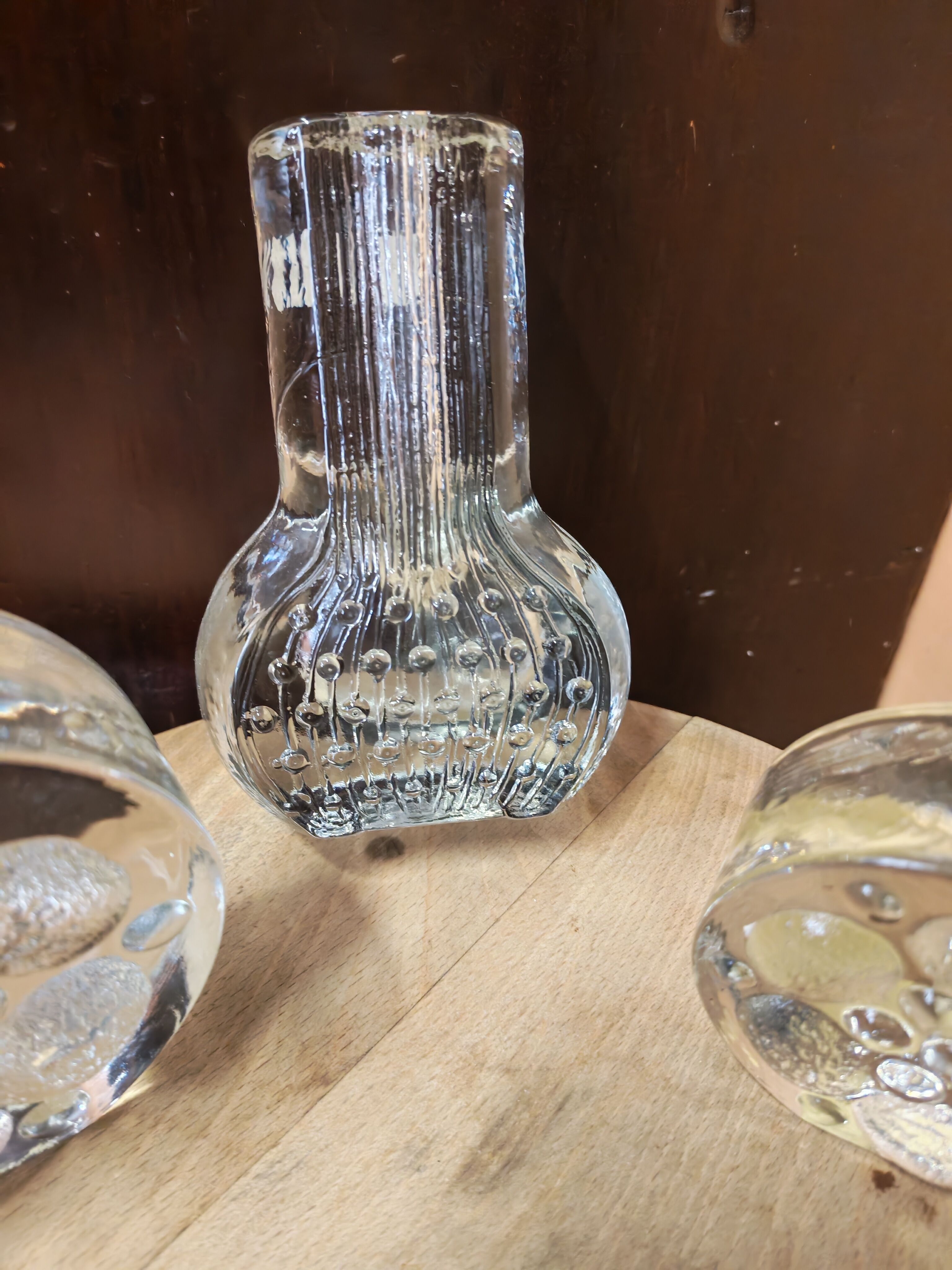 Lot de trois vases soliflores en verre moulé space age Allemagne 1970