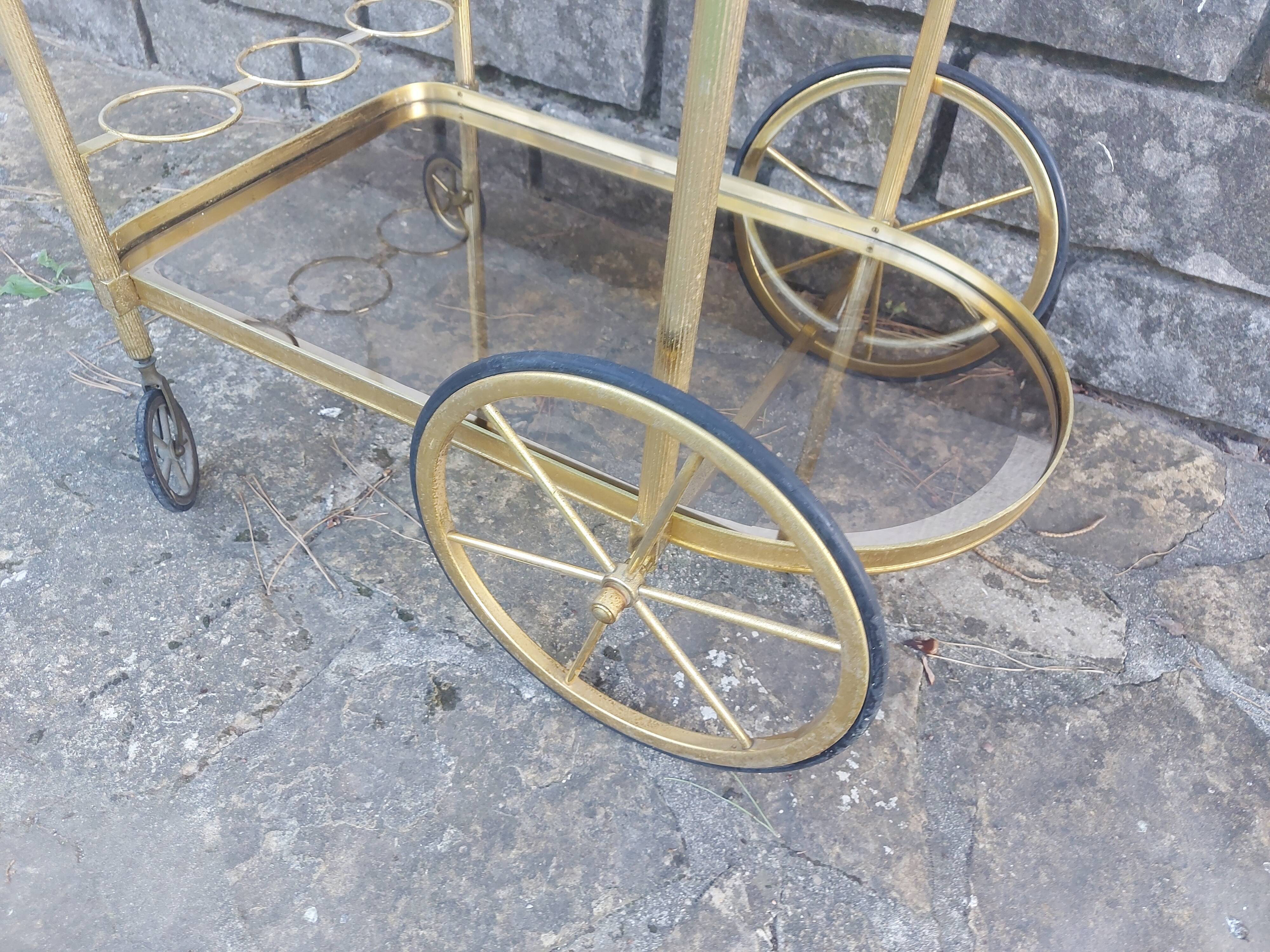 Vintage rolling metal dore service