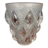 R-Lalique vase