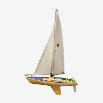 Maquette de voilier navigable 100 cm