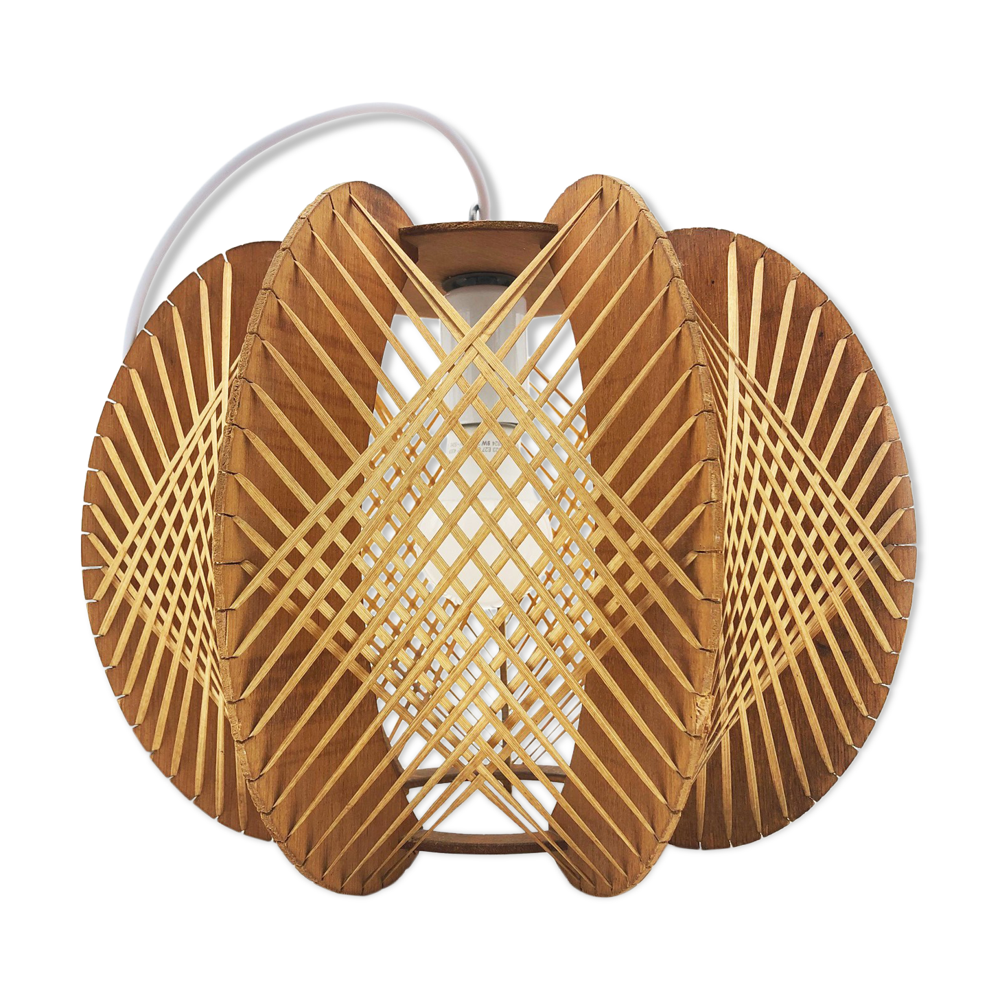 Scandinavian suspension of the 60s in raffia and wood