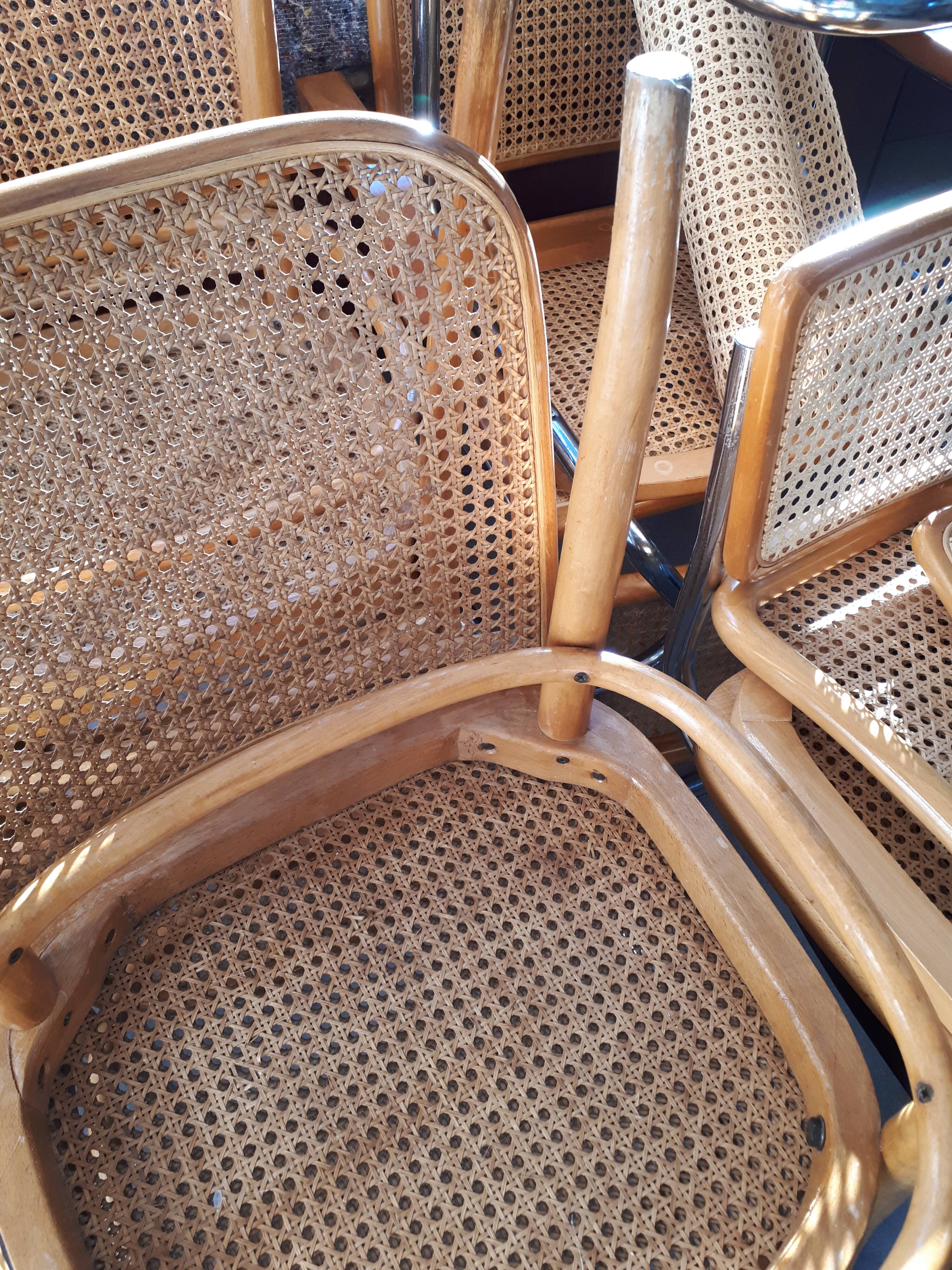 Set of 4 chairs model 811 Hoffman