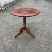 Antique round mahogany guéridon – Tripod central leg – 19th century