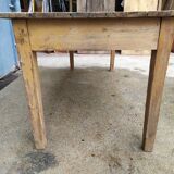 Farm table