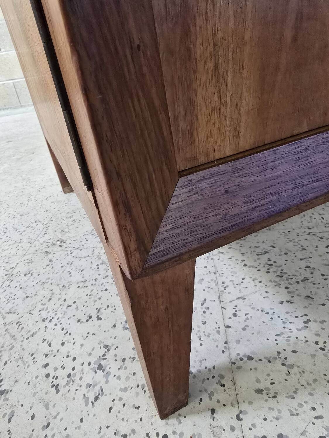 Petite armoire scandinave vintage design