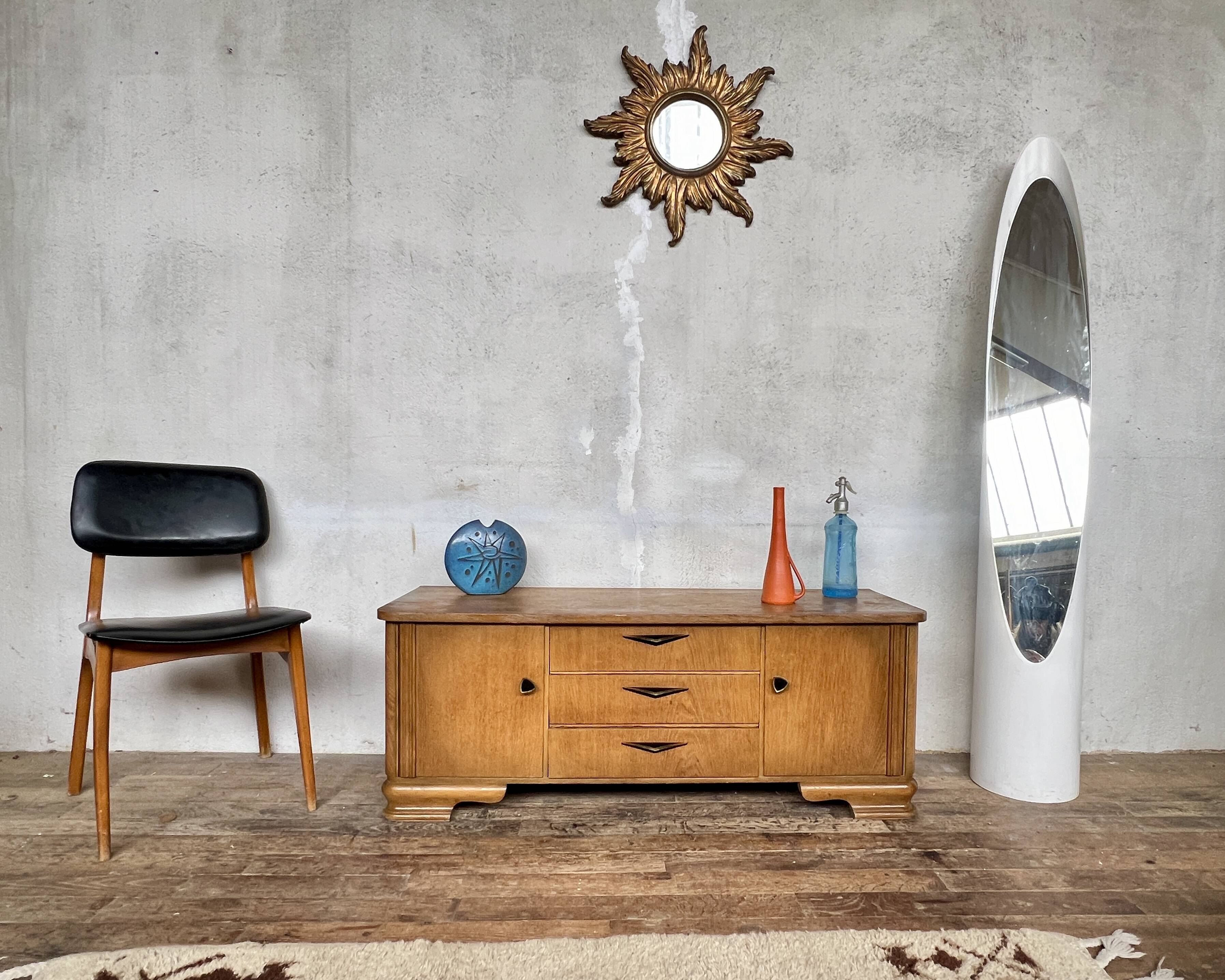 Vintage art deco style hifi TV unit