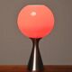 Grande lampe de table de l'ère spatiale avec abat-jour en verre d'Erco