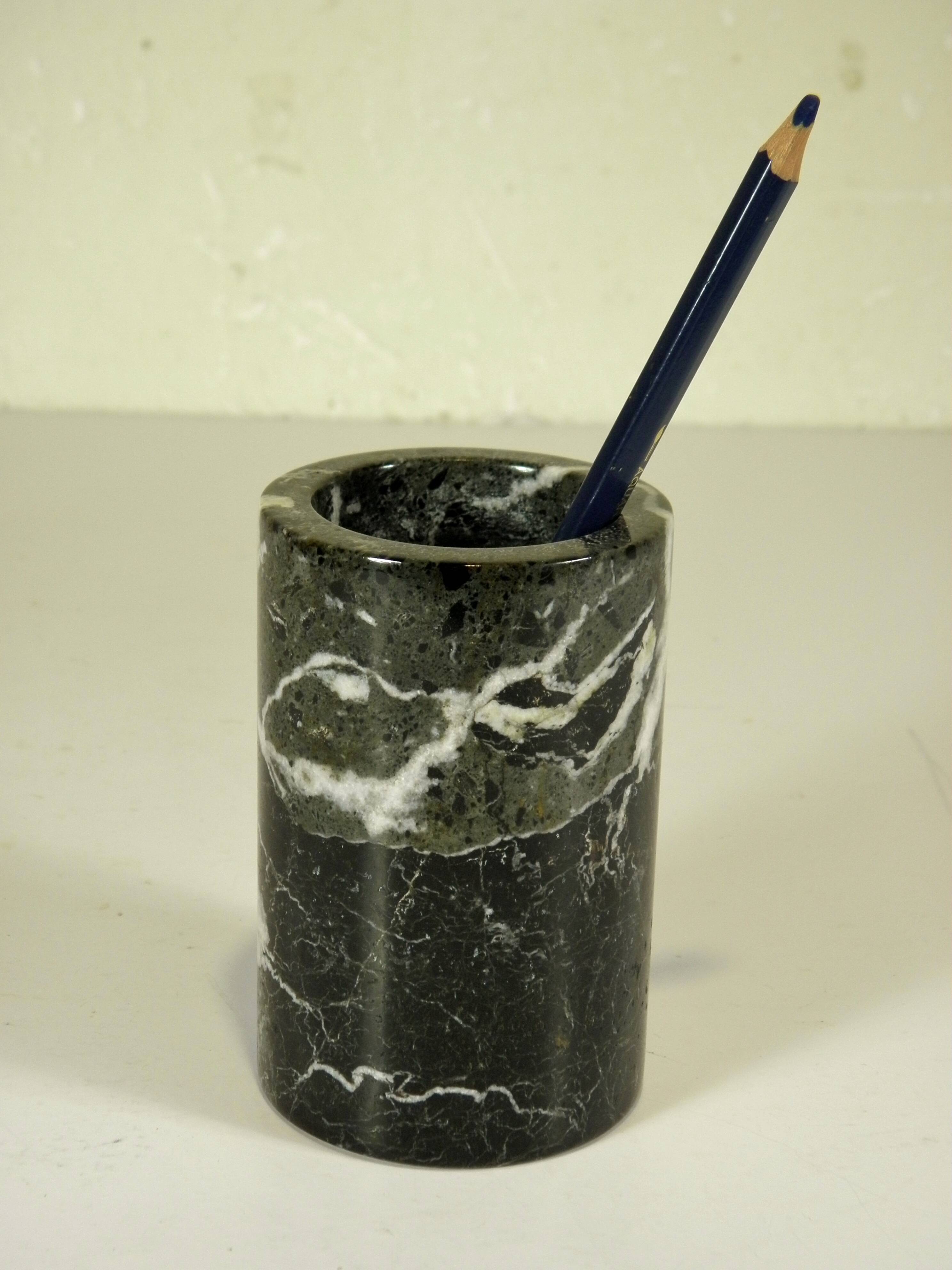 Pot - vase in black marble 10 cm