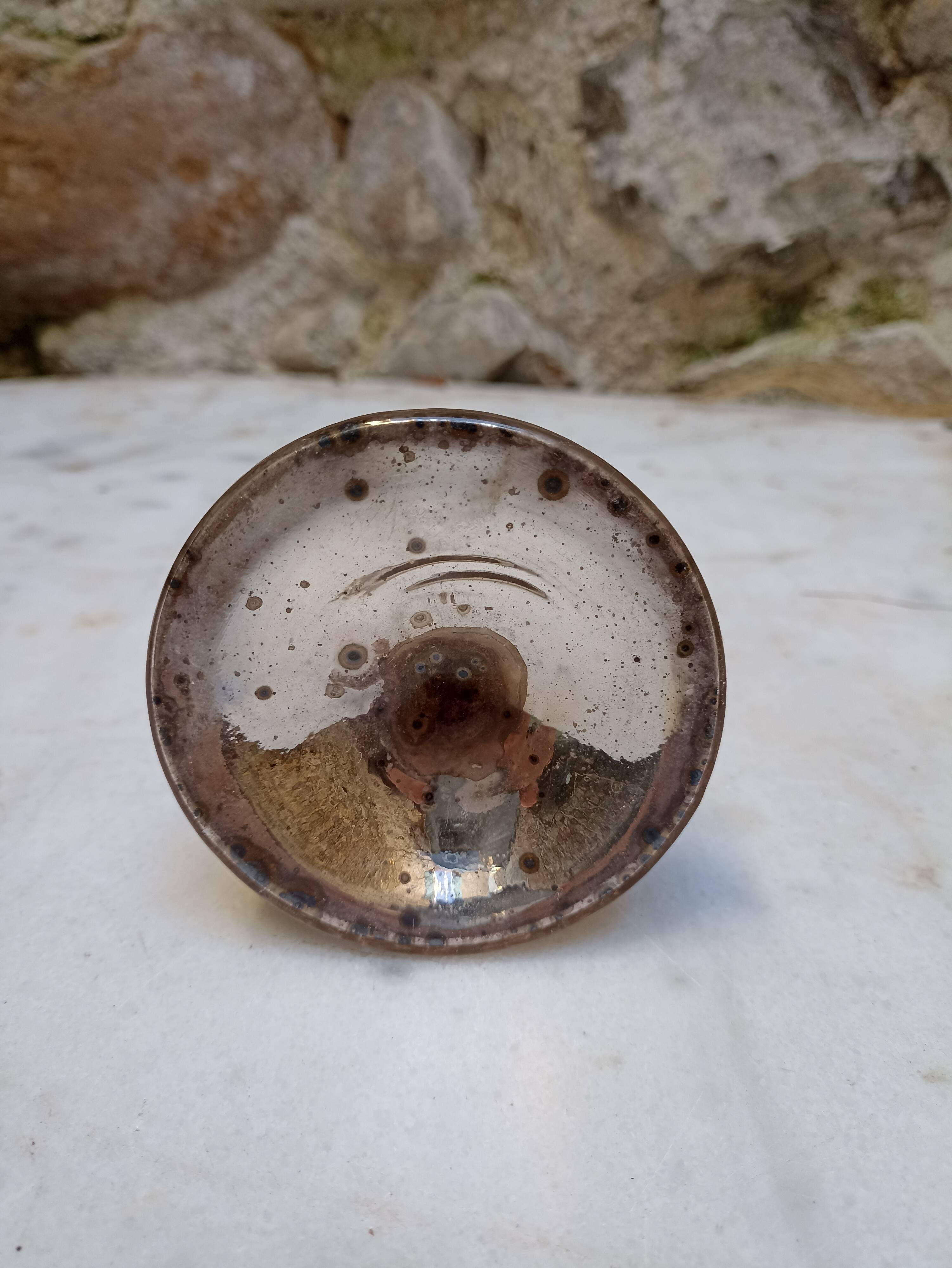 Mercurized candle holder