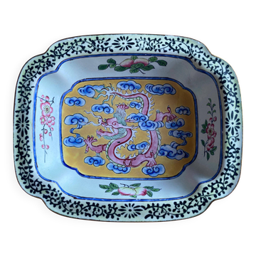 Plat carré en émail de Canton de la période Qianlong avec dragon, Chine fin du XVIIIe siècle