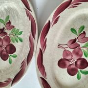 Pair of Gien dishes model Barbizon, hand-painted floral decoration, 1930s-40s.