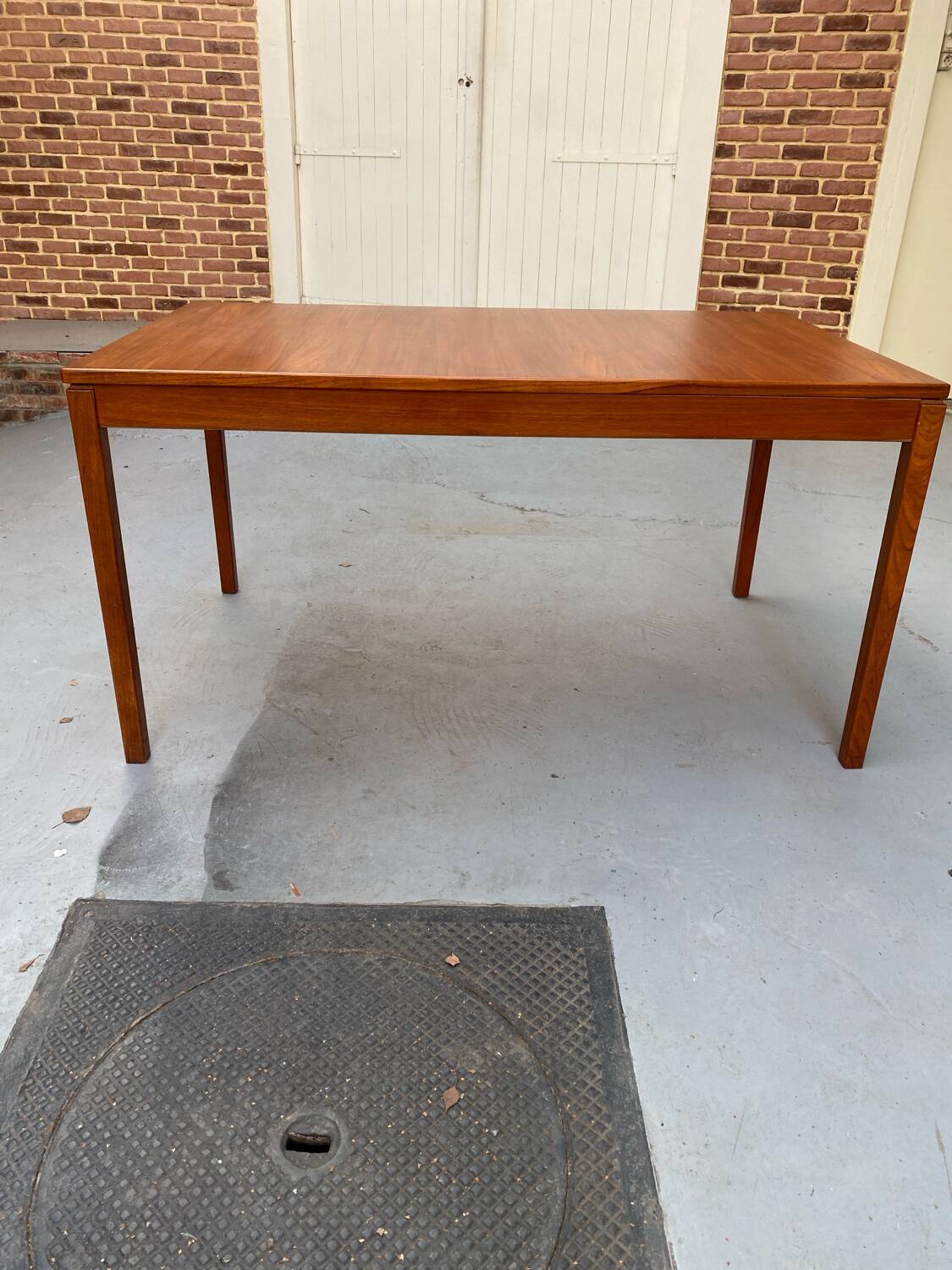 Scandinavian dining room table