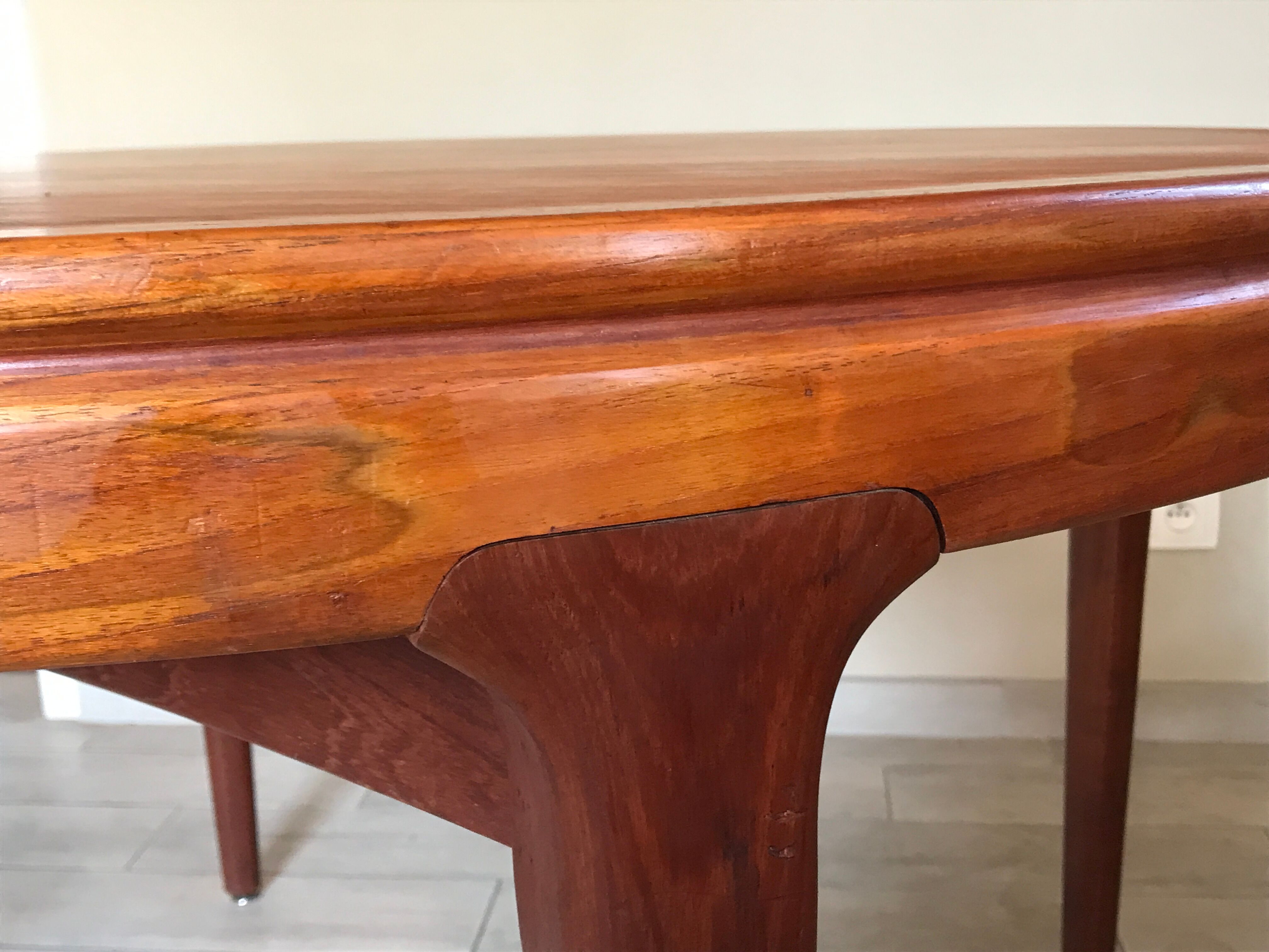 Scandinavian table Samcom design Arne Hovmand Olsen Denmark 60s