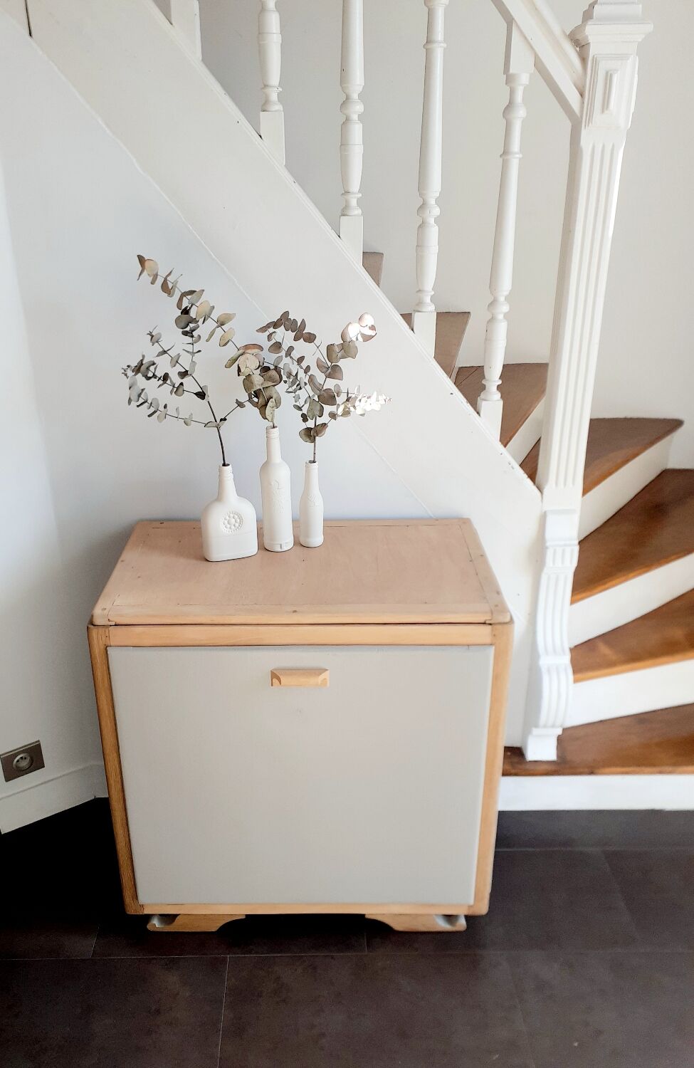 Mustache foot storage