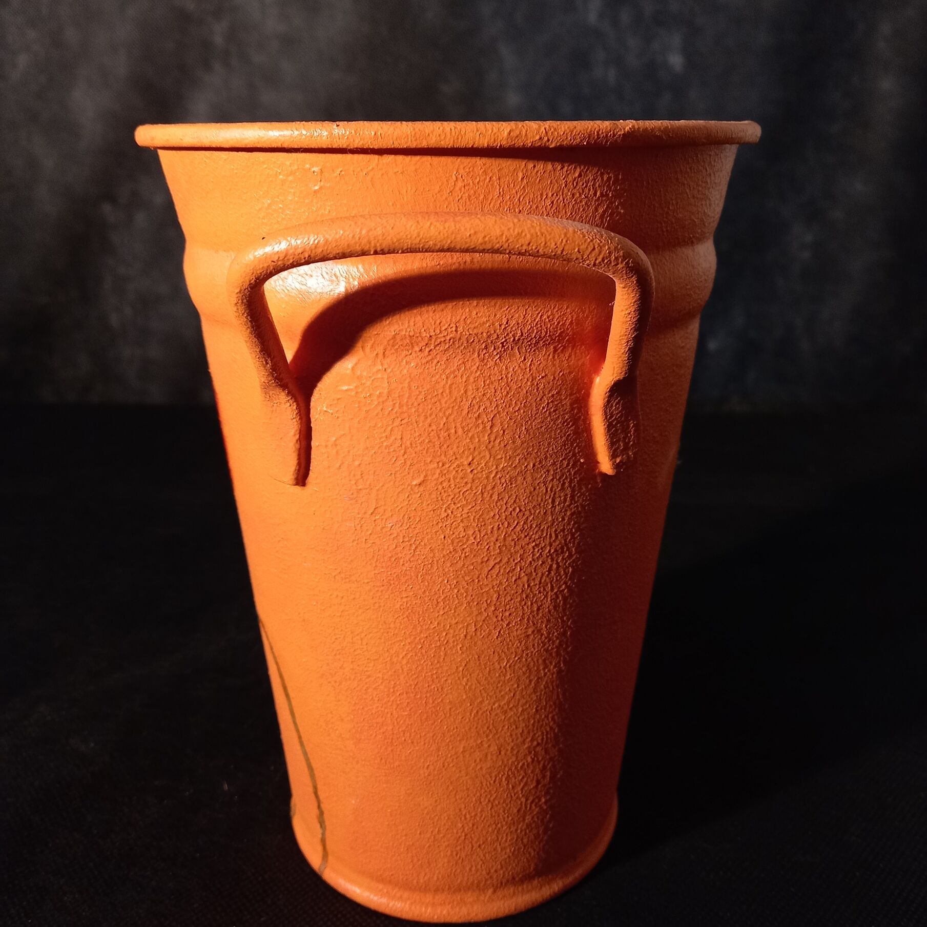 Painted sheet metal pot cover Poppy pattern