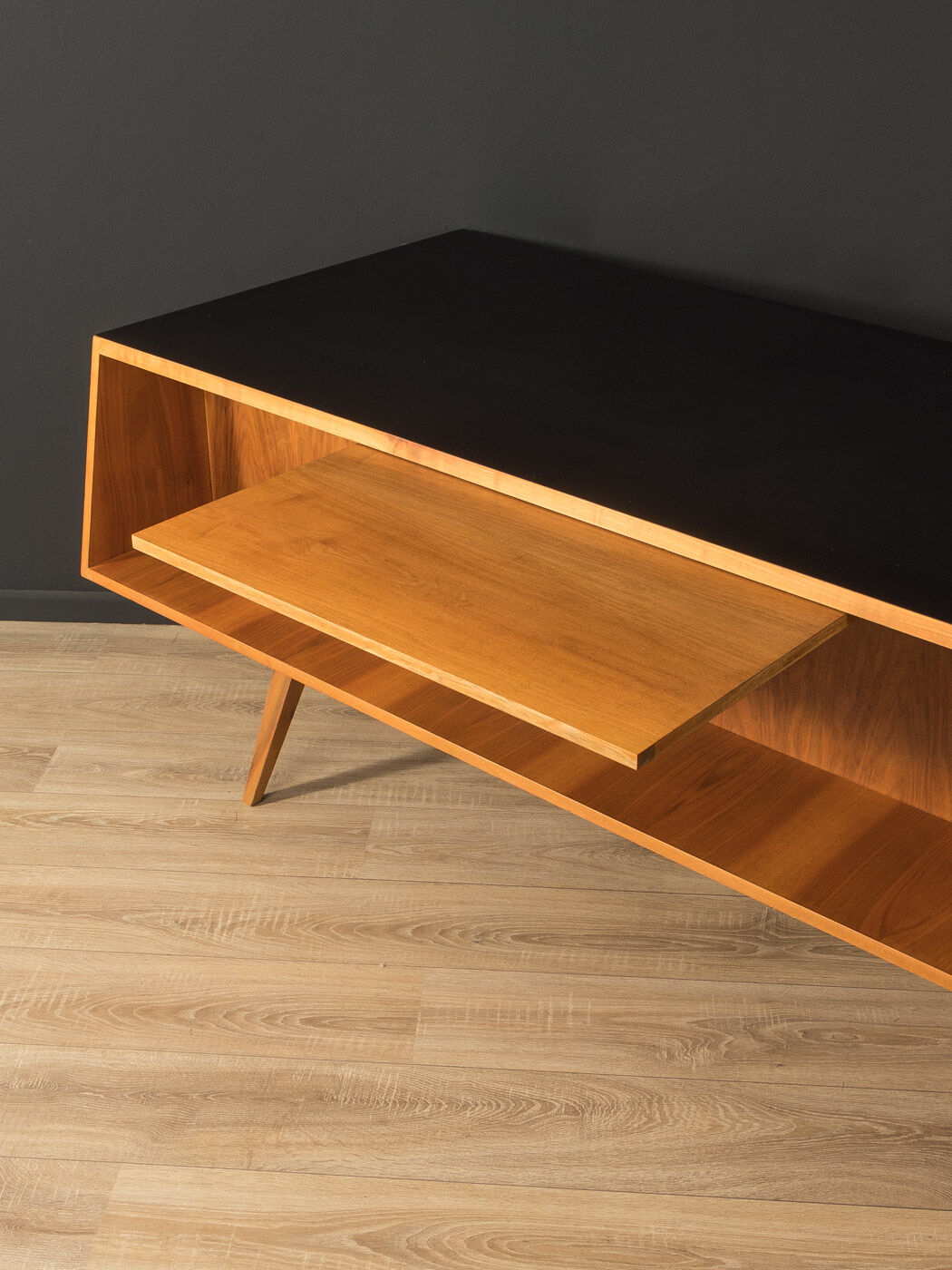 Bureau des années 1950