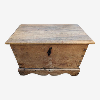 Rustic solid oak storage chest