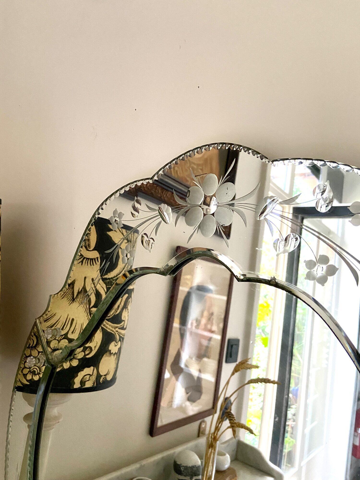 Venetian mirror 84 x 58 cm