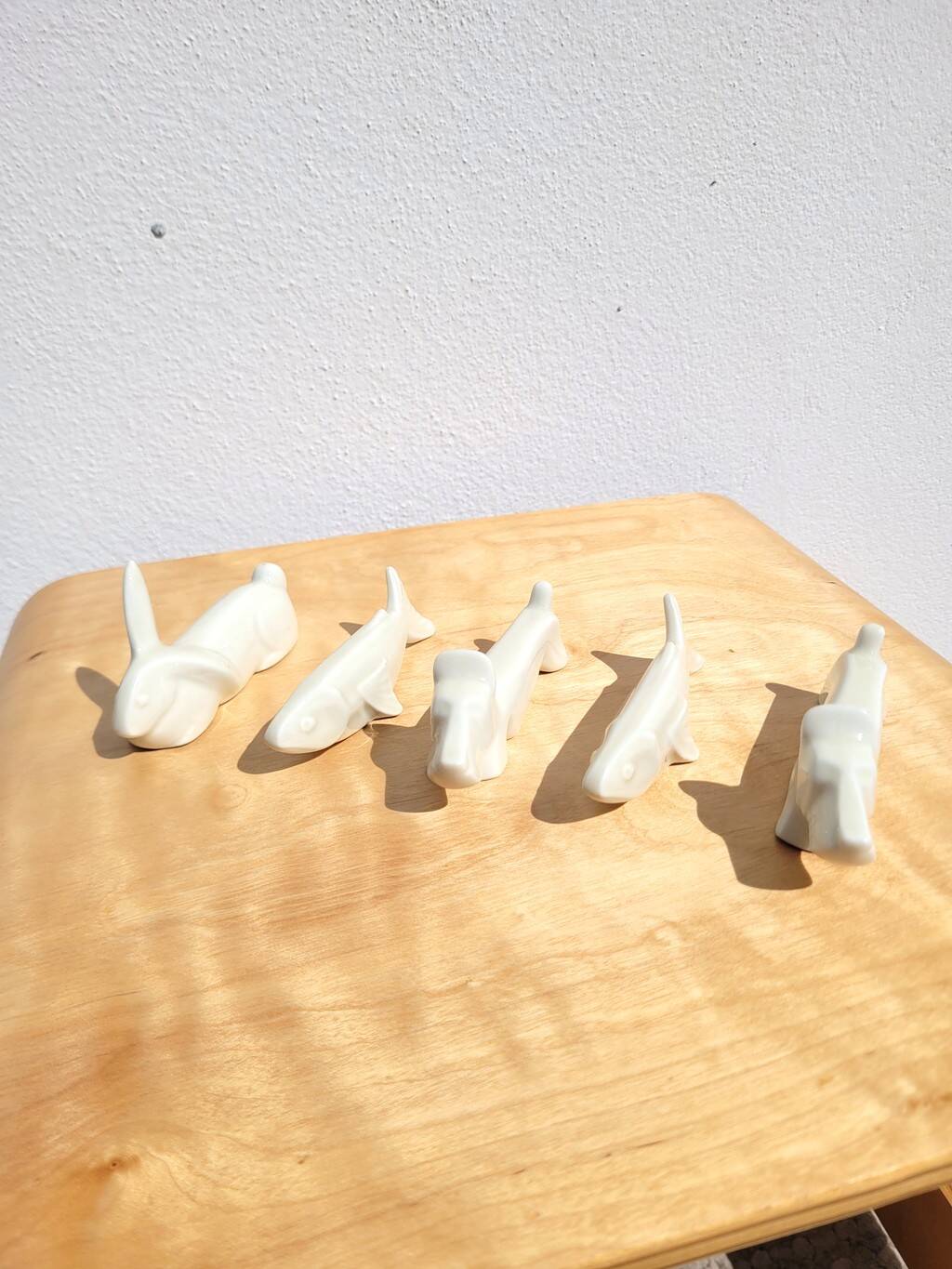Ceramic animal knife holders
