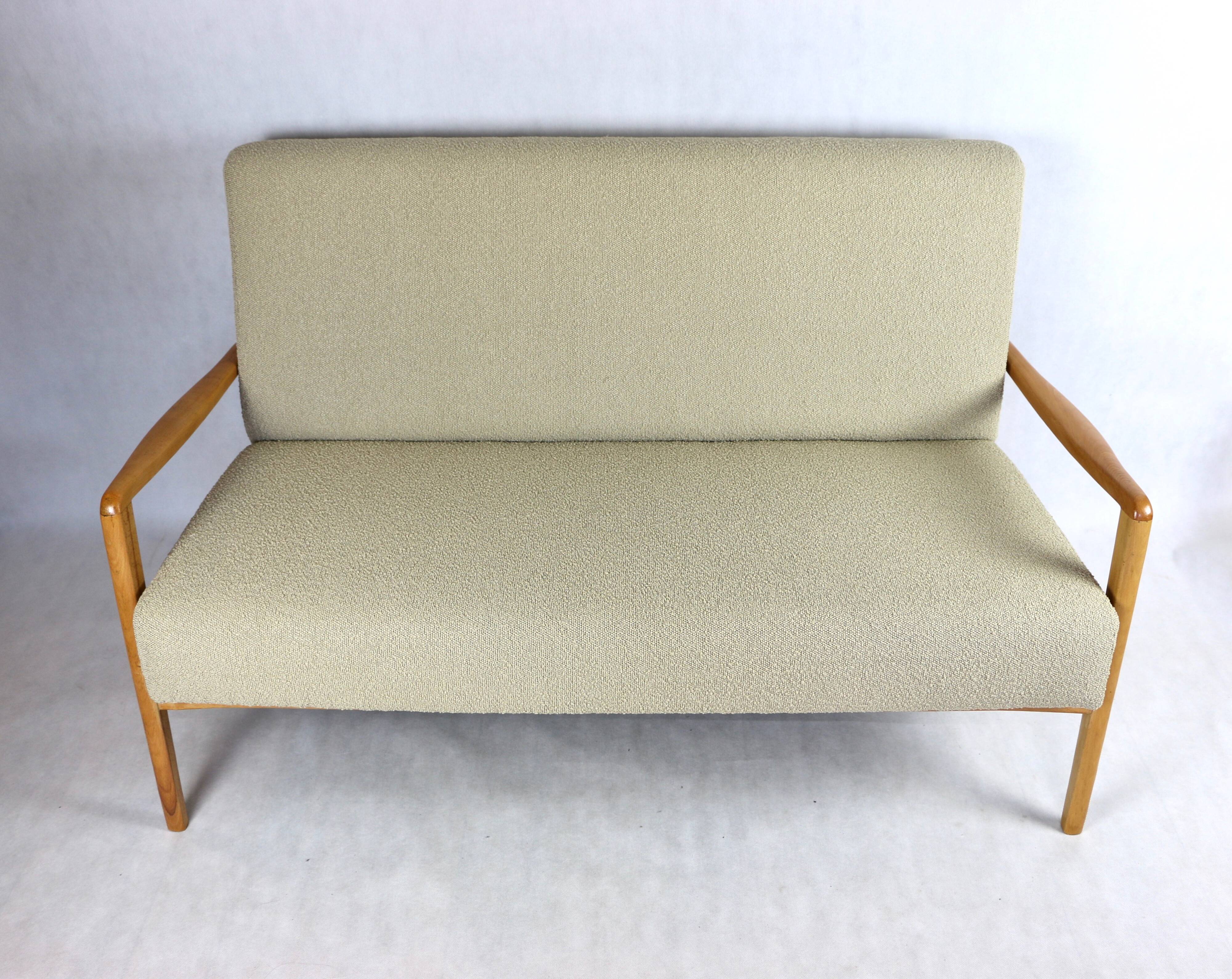 Vintage beige boucle 2-3 person sofa, 1970s