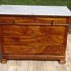 Commode en noyer de style et époque Louis Philippe