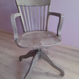 Swivel office chair in gray lacquered wood