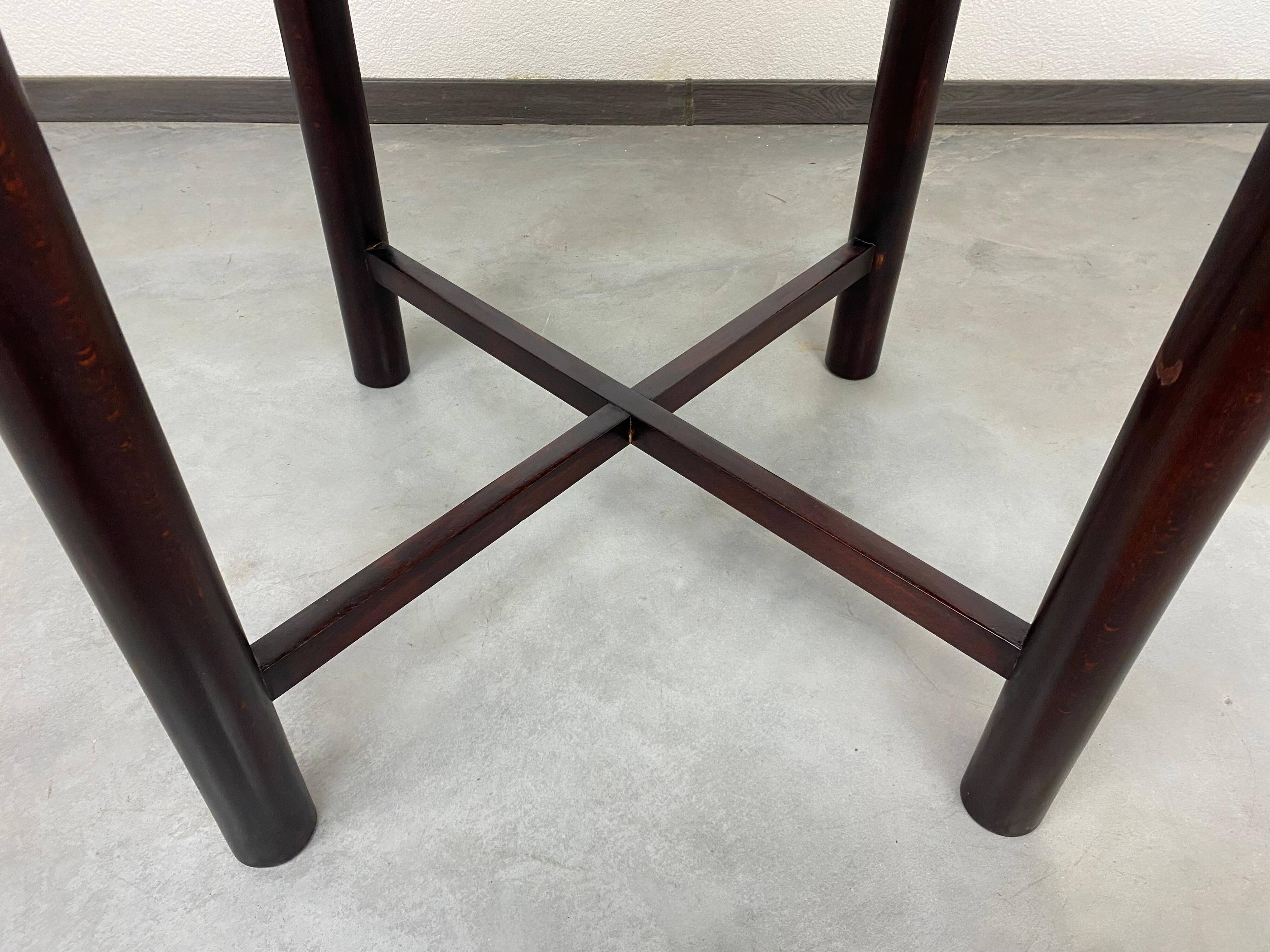 Art Deco coffee table by Thonet Mundus