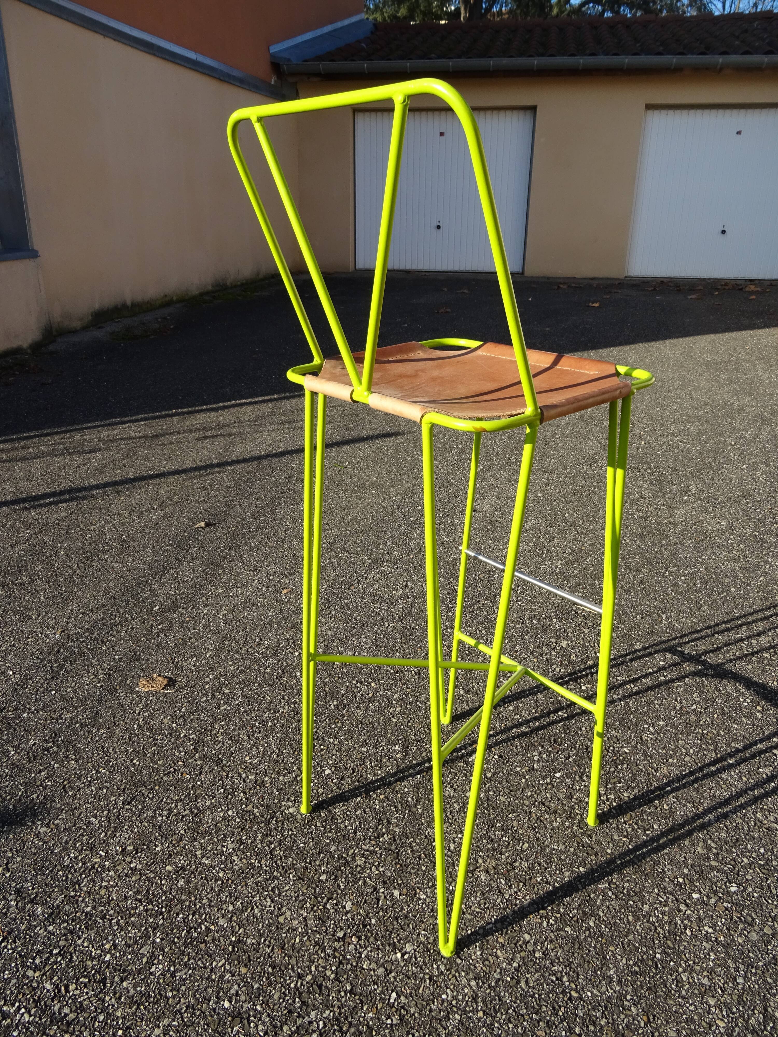 Paire de tabourets hauts tabourets de bar cuir et métal vert acidulé