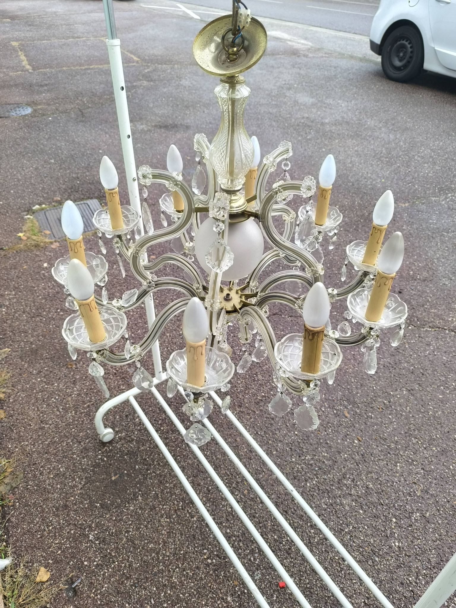 10-branch glass tassel chandelier