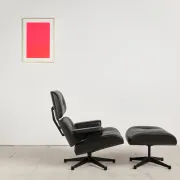 Lounge Chair and ottoman in black leather by Charles & Ray Eames, Vitra