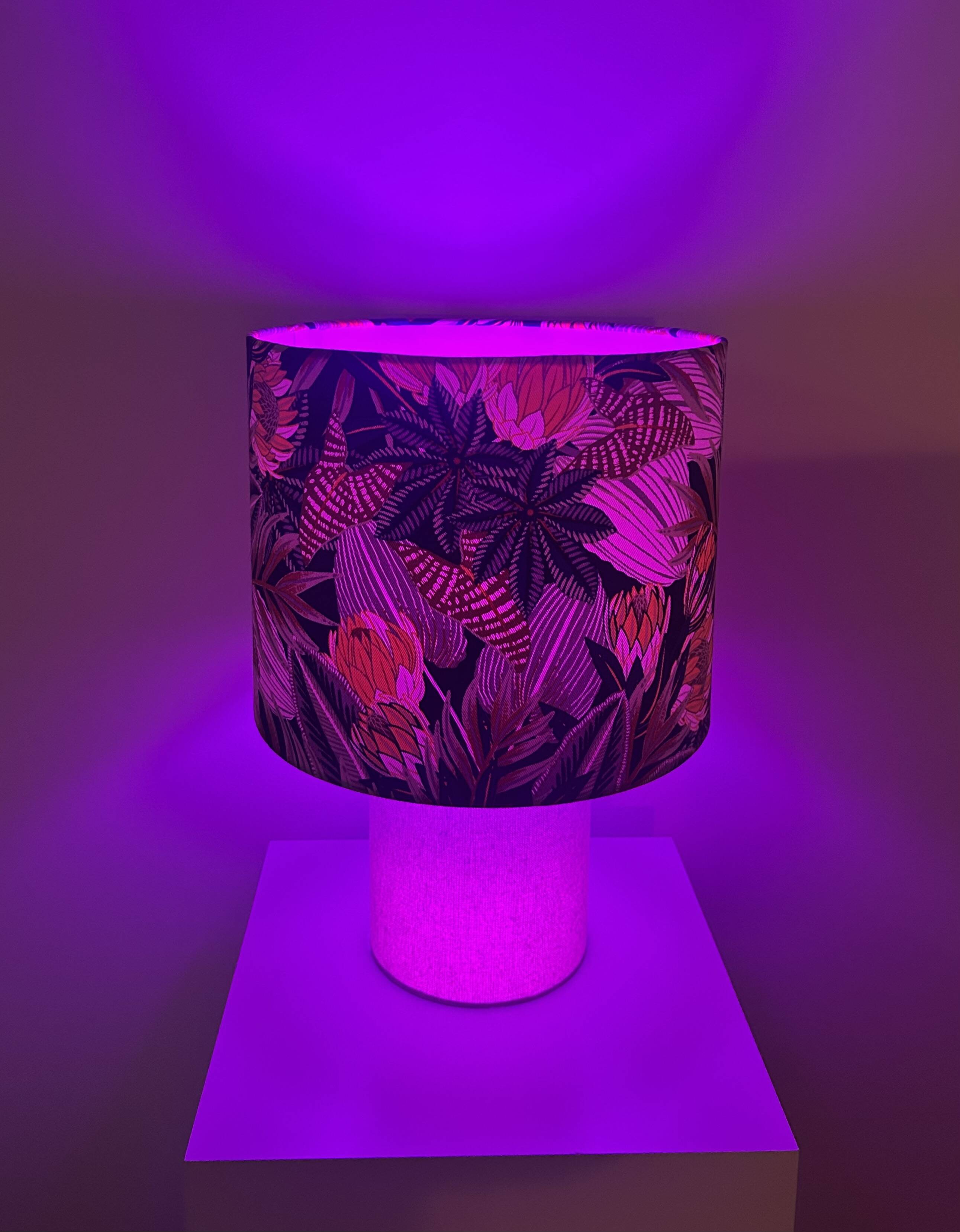 Roomlight studio: model layer modular lighting concept made of two cylinders.