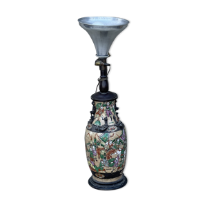 Lampe en porcelaine chinoise