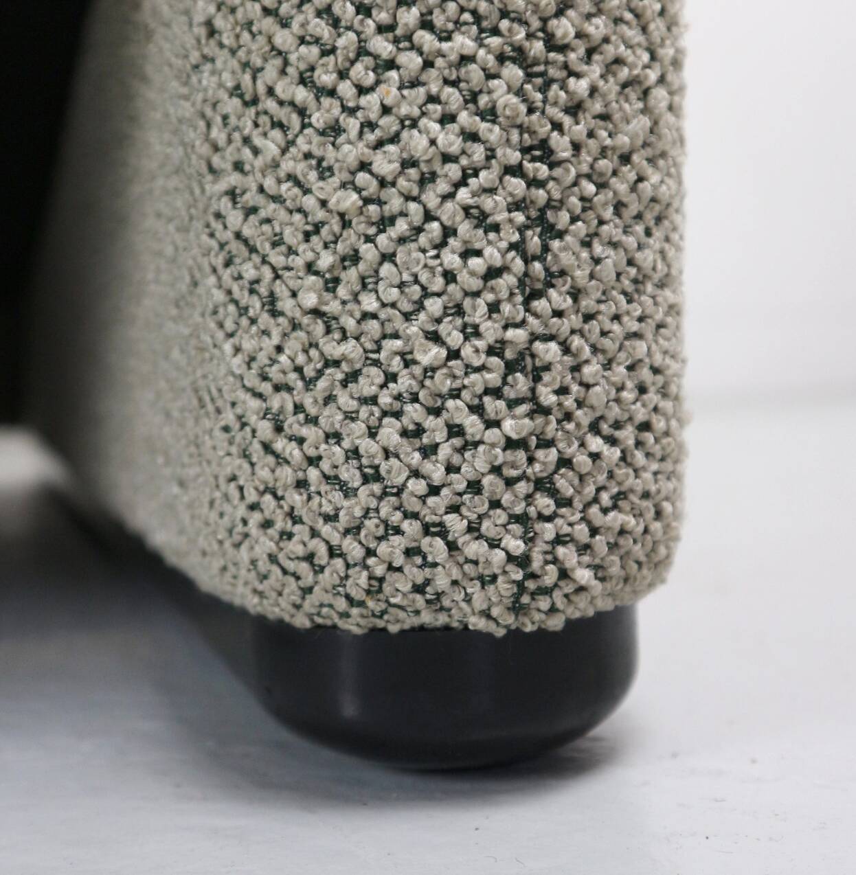 Vico Magistretti "Maralunga" 3-seater and footstool re-upholstered For Cassina