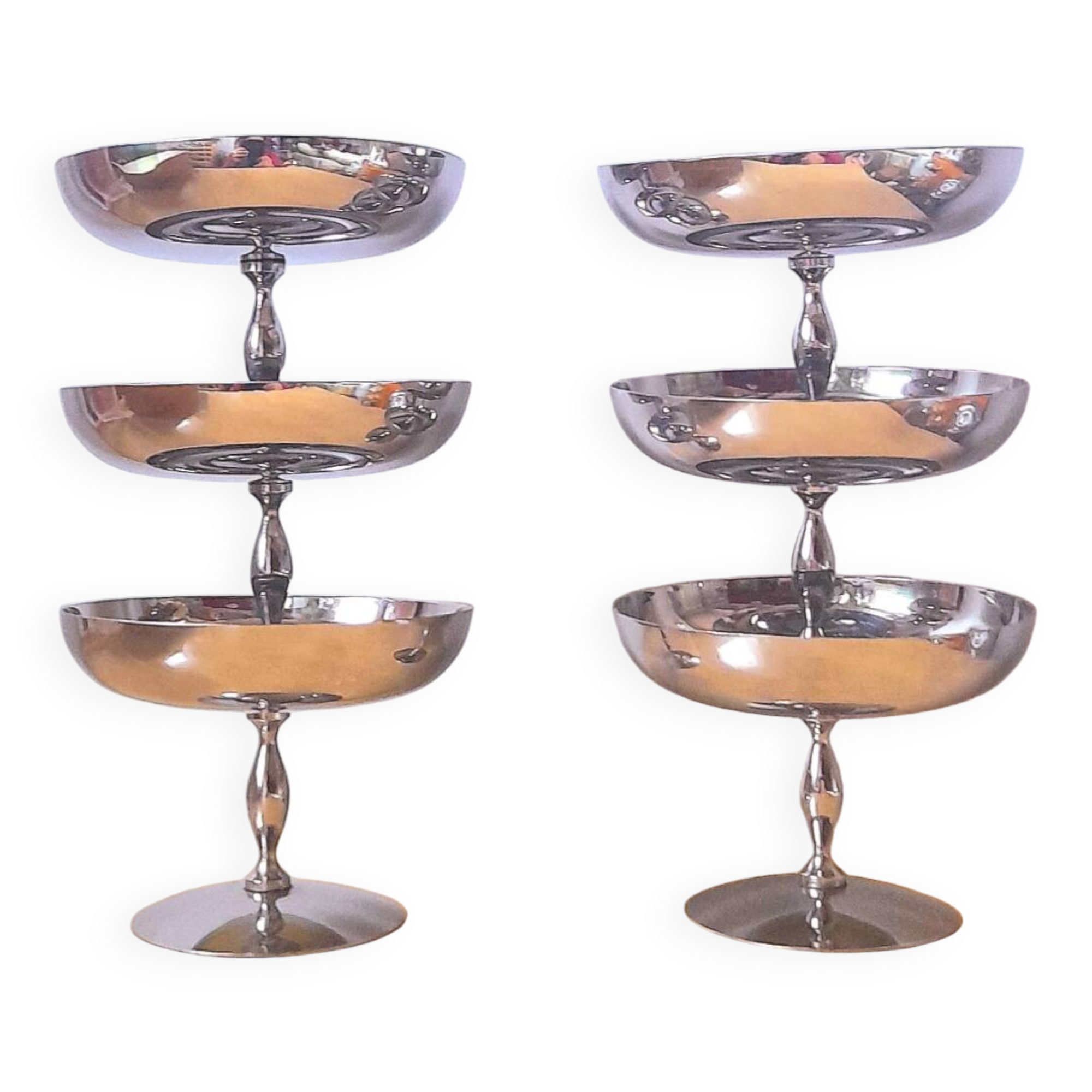 Stainless steel ice cream or dessert cups