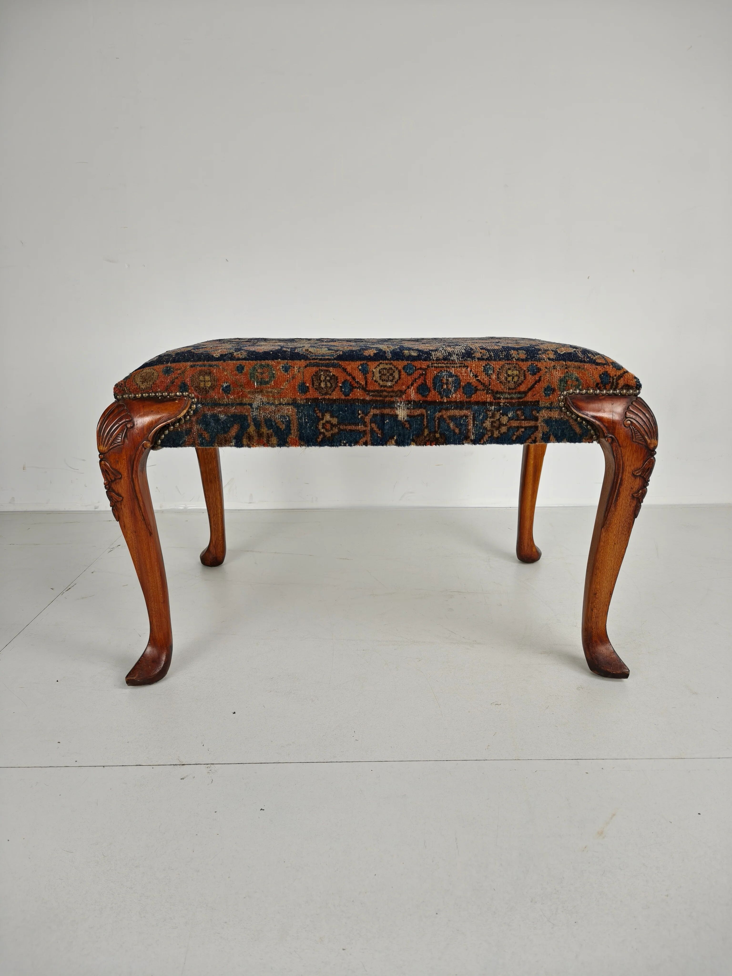 Antique foot stool, walnut, English Regency, circa 1800–1820