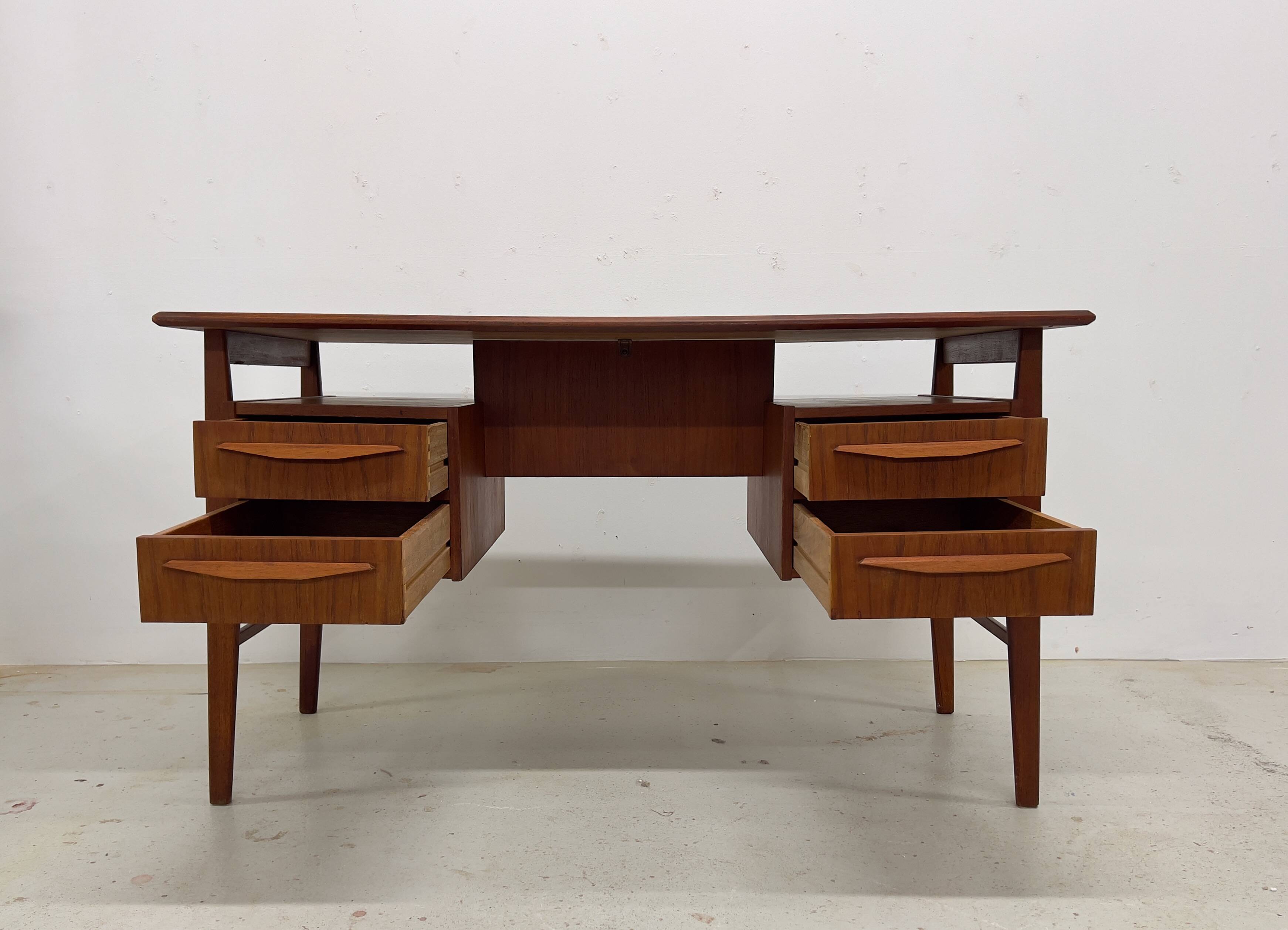 Gunnar Nielsen Teak Desk for Tibergaard, 1960s.