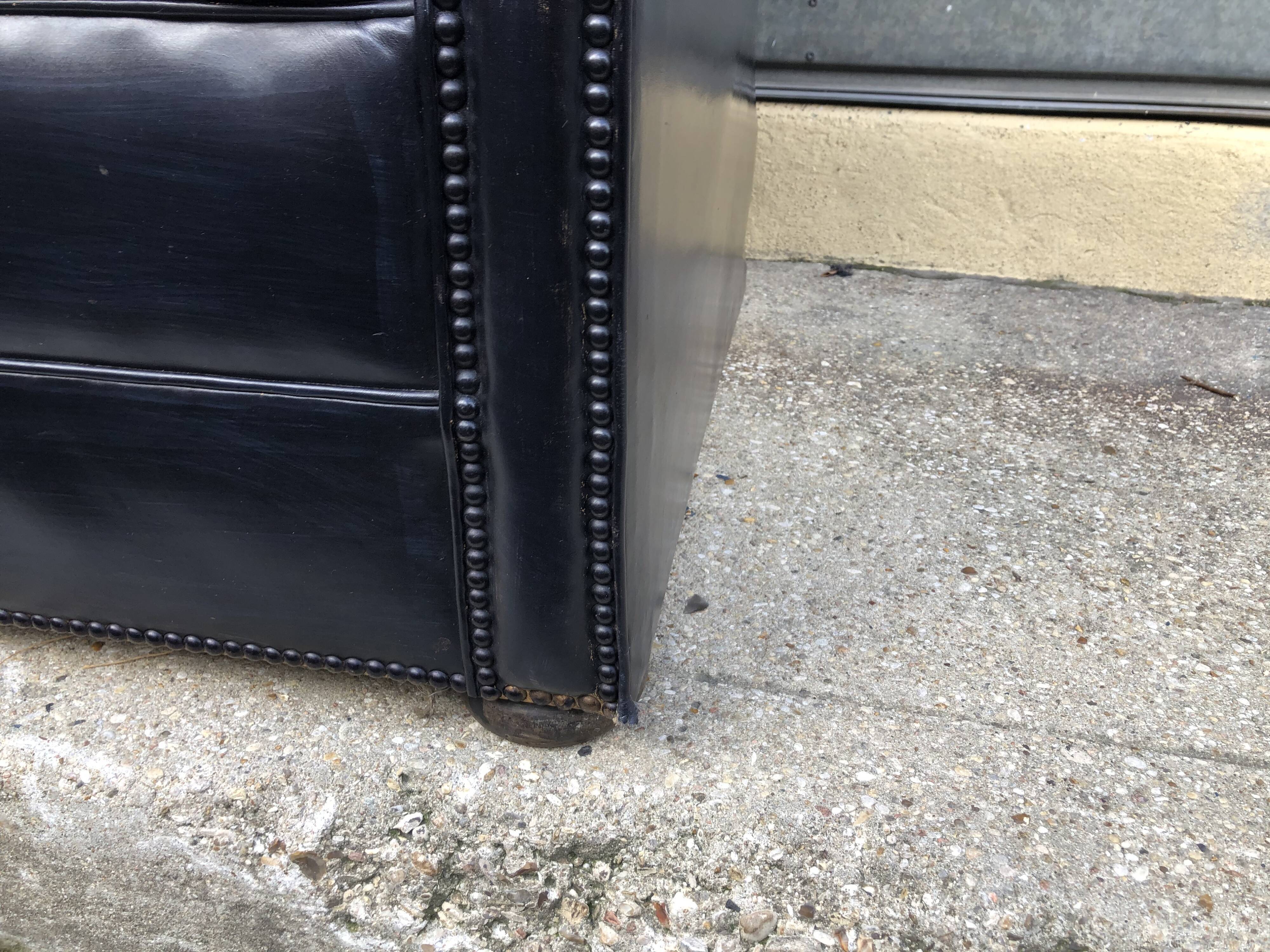 Chesterfield black sofa