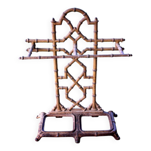 Porte parapluie en fonte