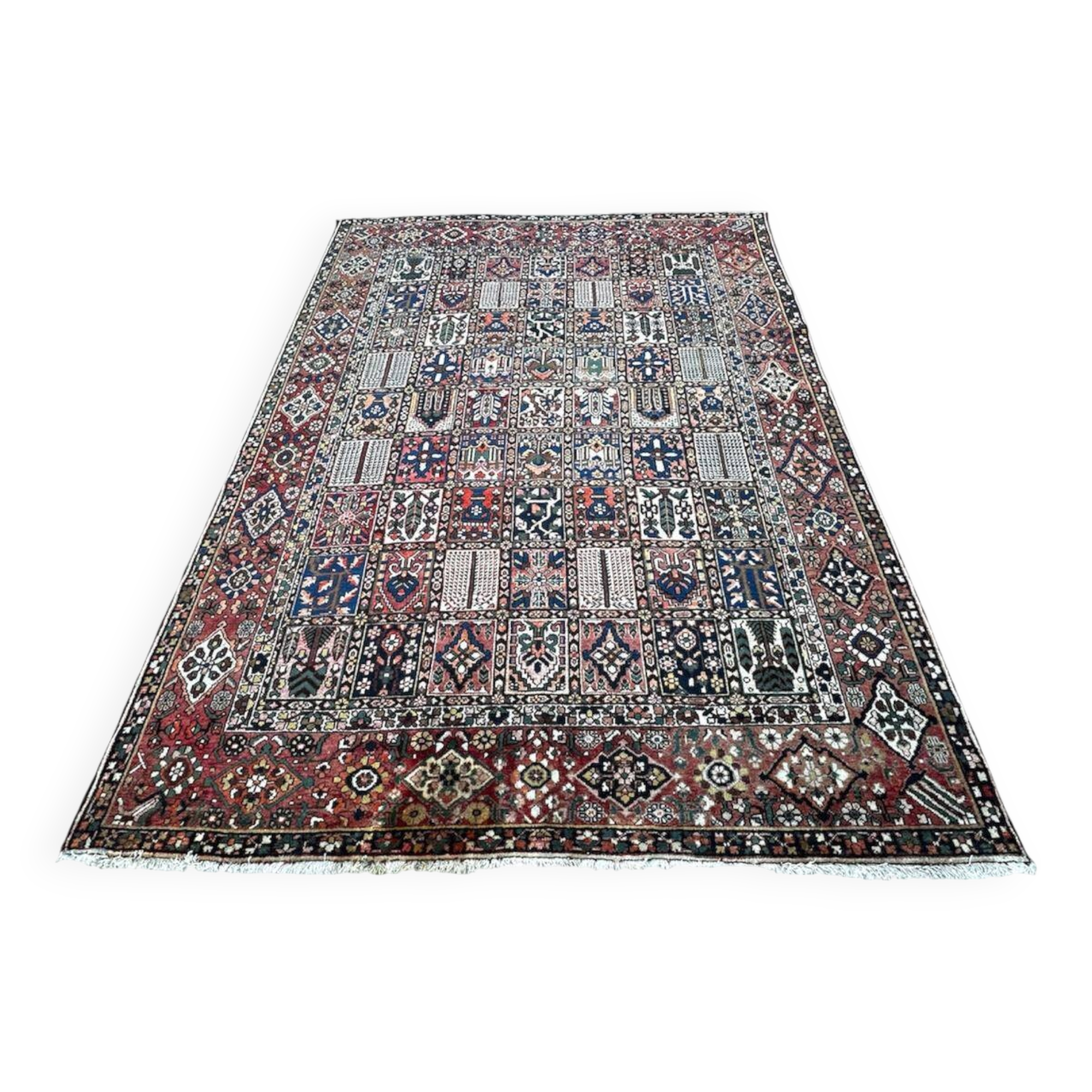 Bakhtiar Persian carpet 4m x 3m
