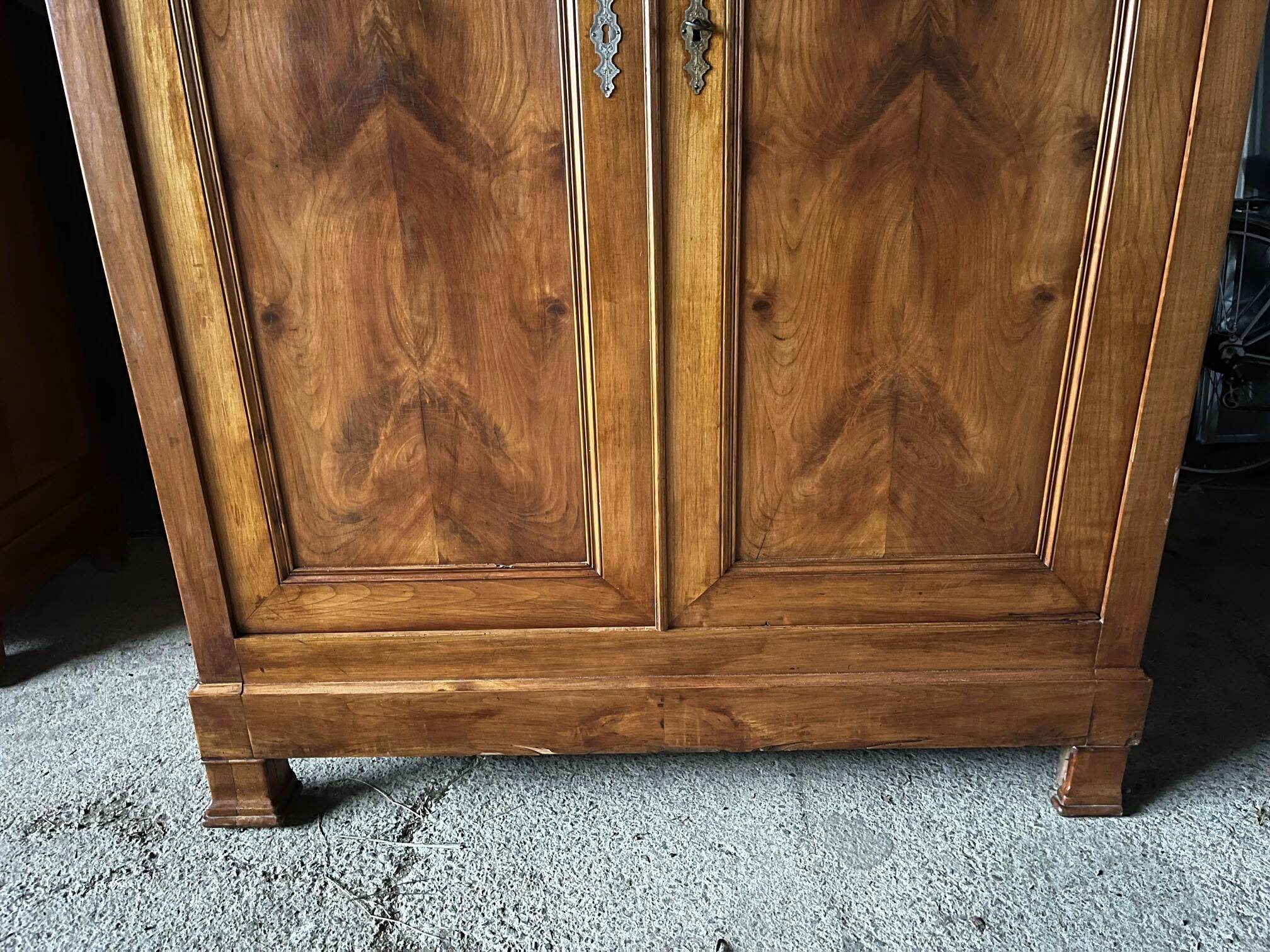 LP cherry cabinet